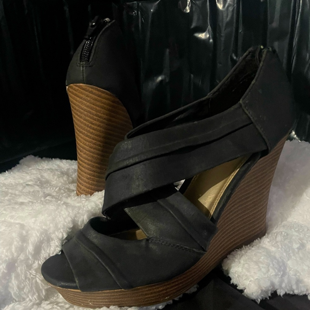 Super cute wedge